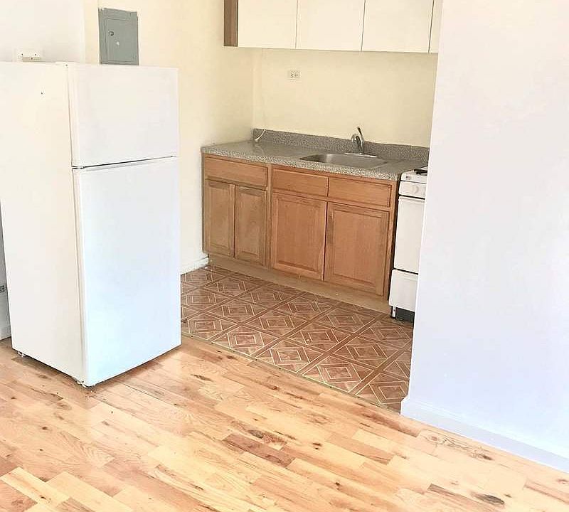 2nd image of 2215 Cruger Ave APT 3E