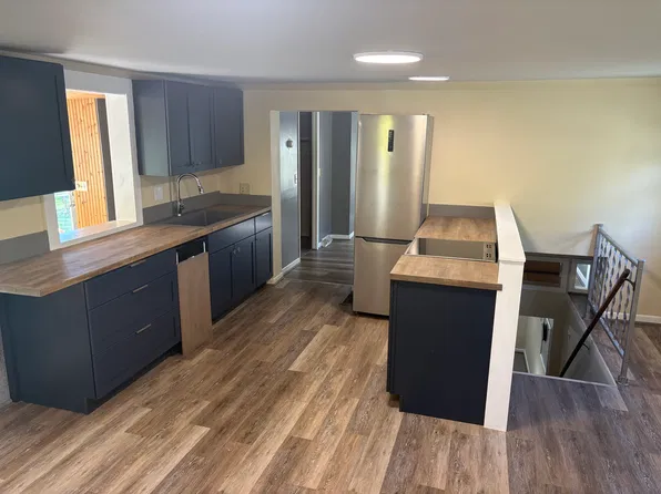 3800 Park Ln, Spring Park, MN 55384
