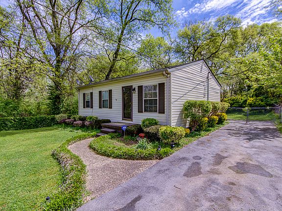 3rd image of 344 Dinwiddie Dr