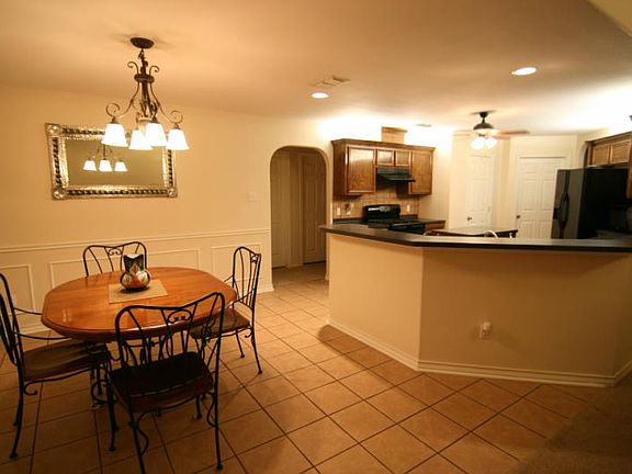 4th image of 7014 San Benito Dr