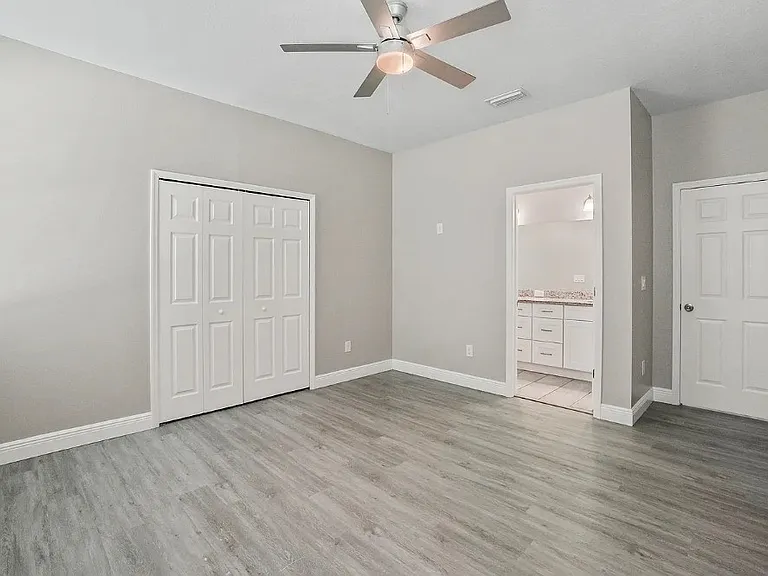 2922 W Chestnut St #2 — Photo 4