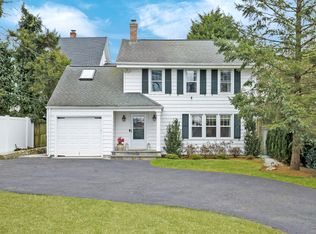 West Ave, Darien, CT 06820