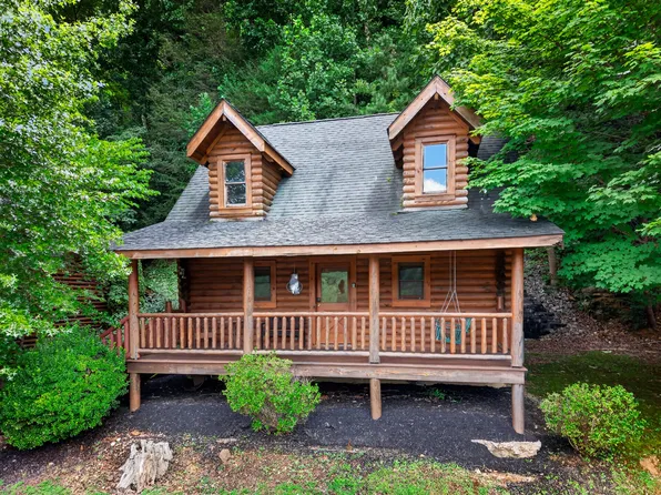 3225 Smoky Ridge Way, Sevierville, TN 37862