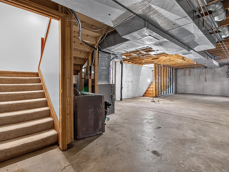 219 S Lafayette St — Photo 19
