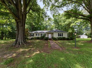 8068 Philpott Rd, South Boston, VA 24592