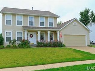4 Silverdale Ct, Saint Charles, MO
