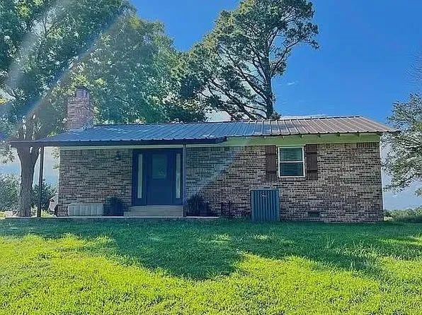 2118 Cardinal Rd, Ardmore, OK 73401