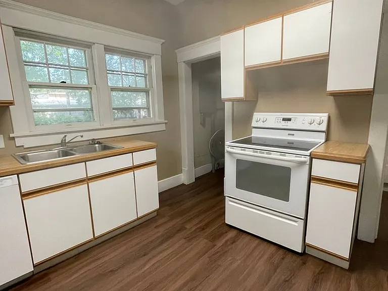 417 Constitution St — Photo 15