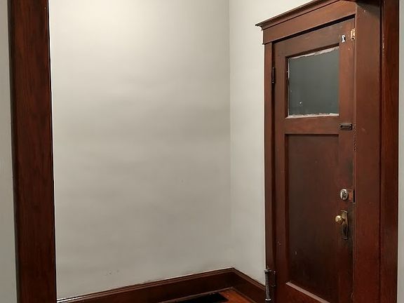 4th image of 354 Baynes St #1
