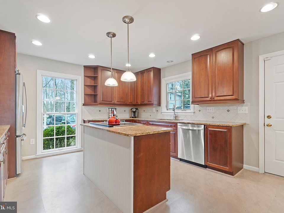 2019 Soapstone Dr, Reston, VA 20191 Zillow