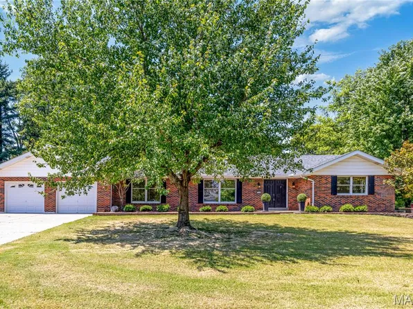 114 Knaust Rd, Saint Peters, MO 63376