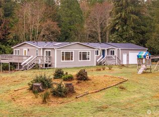 1676 SW Cozy Ln, Pt Orchard, WA 98367