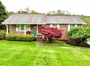 33 Crestvue Rd, Washington, PA 15301