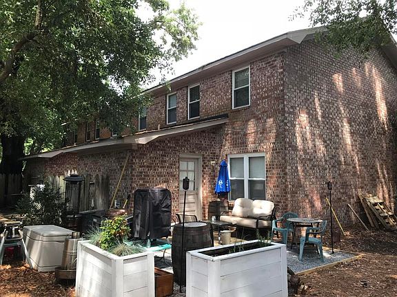 4th image of 926 Blackrail Ct