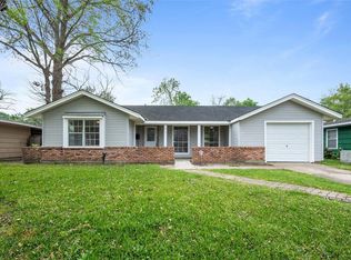 6717 Sharpcrest St, Houston, TX 77074