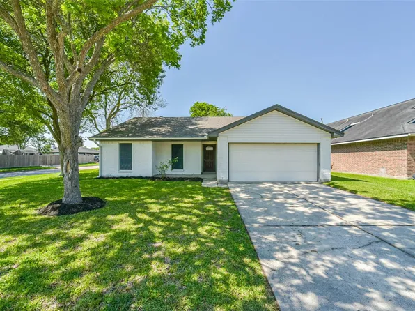 5034 Creekview Dr, La Porte, TX 77571
