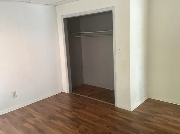 57 E State St APT 1, Gloversville, NY 12078