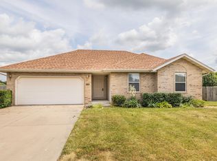 1105 E Lily Dr, Ozark, MO 65721