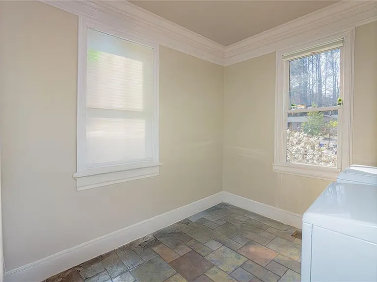 721 Smithstone Rd SE — Photo 10