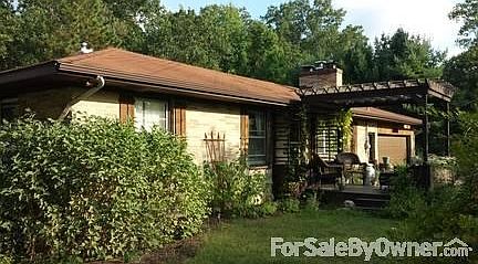 2nd image of 6840 Chandler Dr NE