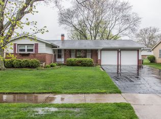 740 Brantwood Ave, Elk Grove Village, IL 60007