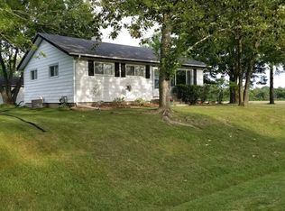 7464 S 36th St, Franklin, WI 53132