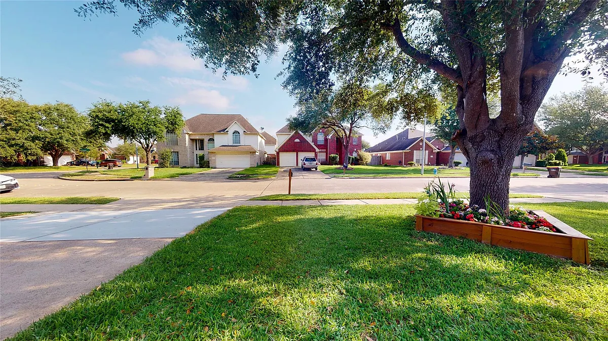 Building Photo - 15319 Cobblestone Point Ct