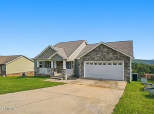 224 N Glen Rd, Maynardville, TN 37807