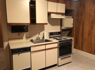 430 Lloyd Ave, Providence, RI 02906