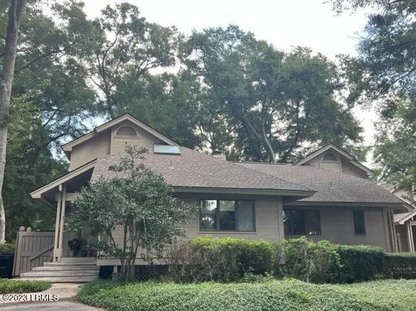2001 Bluff Villas Rd, Saint Helena Island, SC 29920