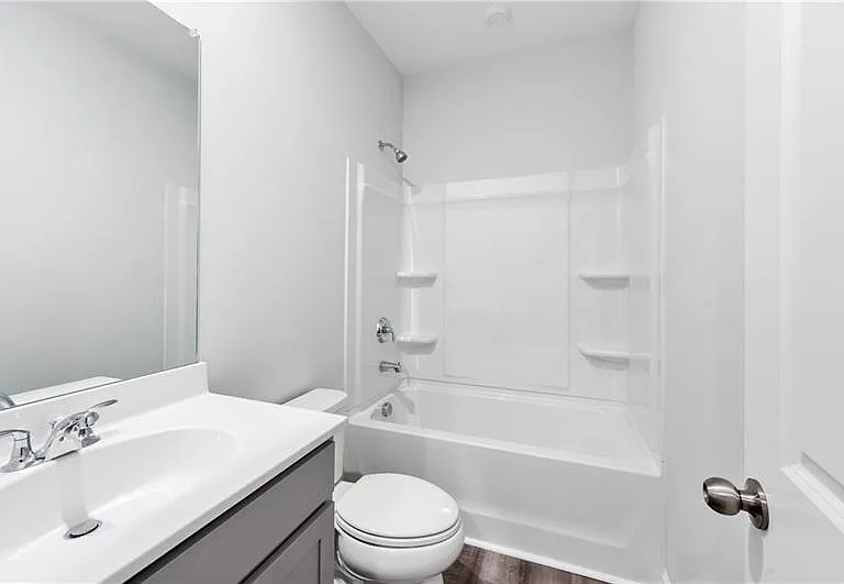 737 Payton Ln — Photo 13