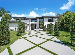 7 Gatehouse Rd, Fort Lauderdale, FL 33308