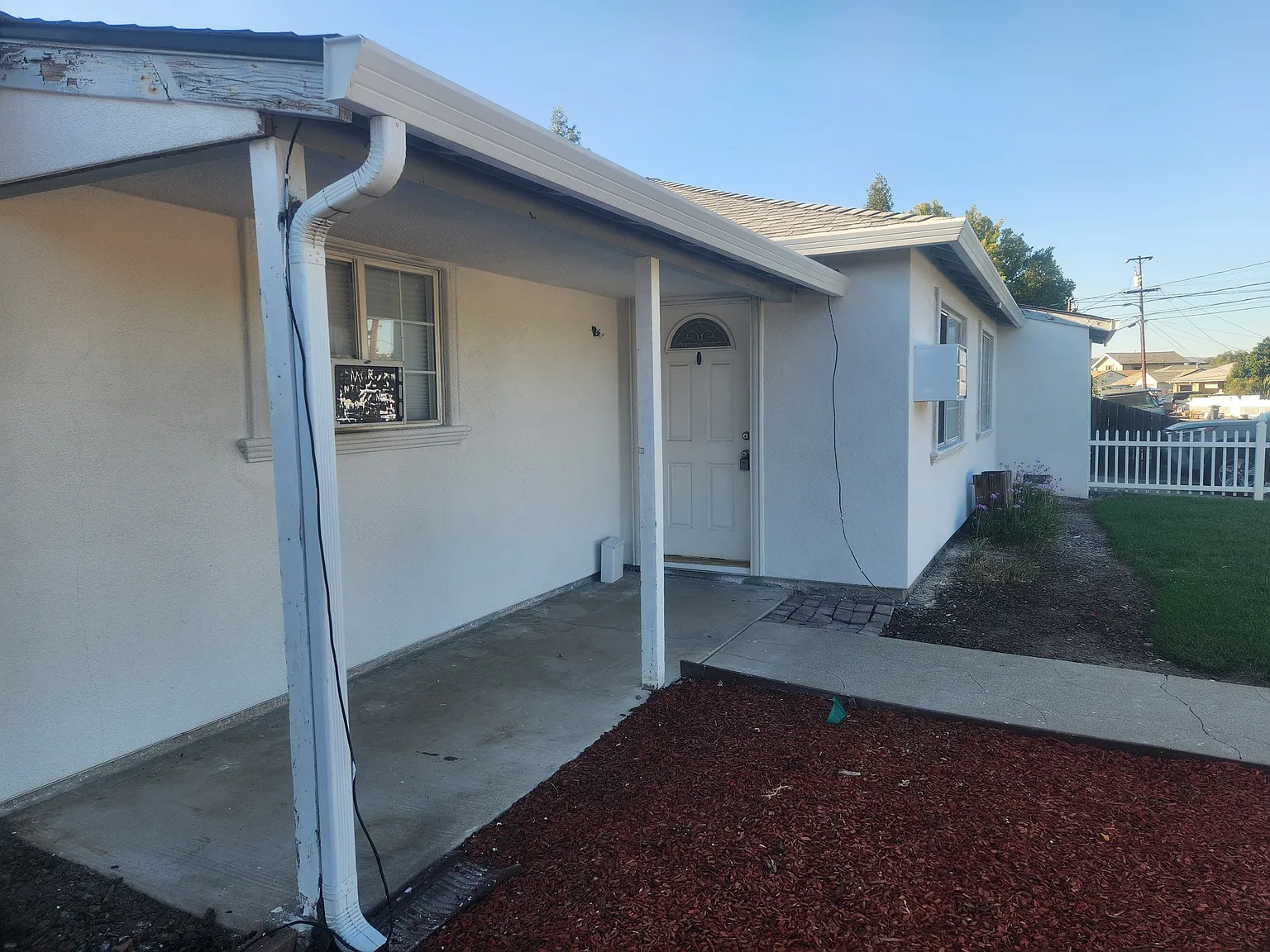 2 bed, 850 sqft, $2,650 — Photo 1