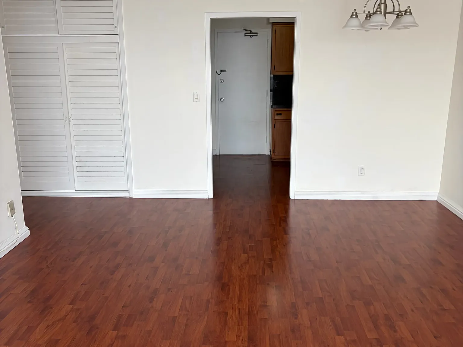 1430 Brickell Bay Dr — Photo 3