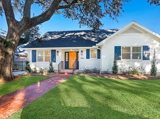 1045 Sena Dr, Metairie, LA 70005