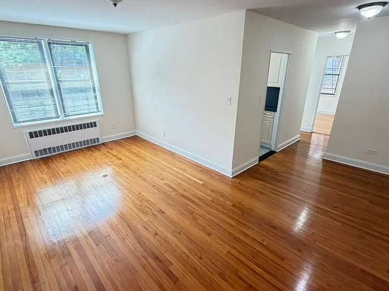3421 77th St #300 — Photo 2