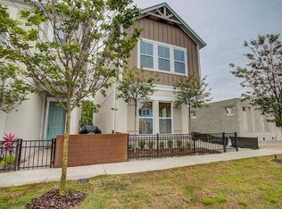 725 Hackberry Way, Lake Mary, FL 32746
