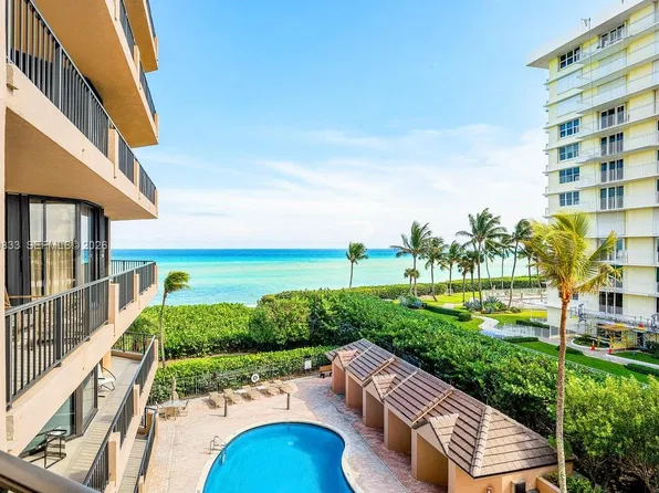 530 Ocean Dr APT 405, Juno Beach, FL 33408
