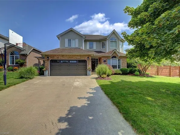 640 Heathcliffe Pl, Waterloo, ON N2T 2P3