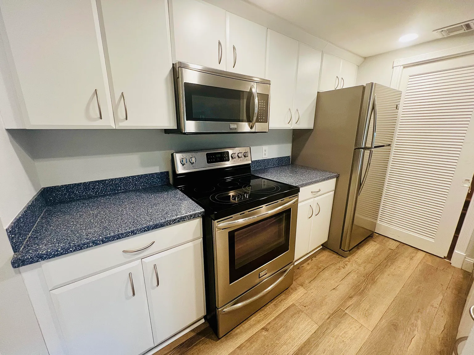 1000 River Reach Dr — Photo 4