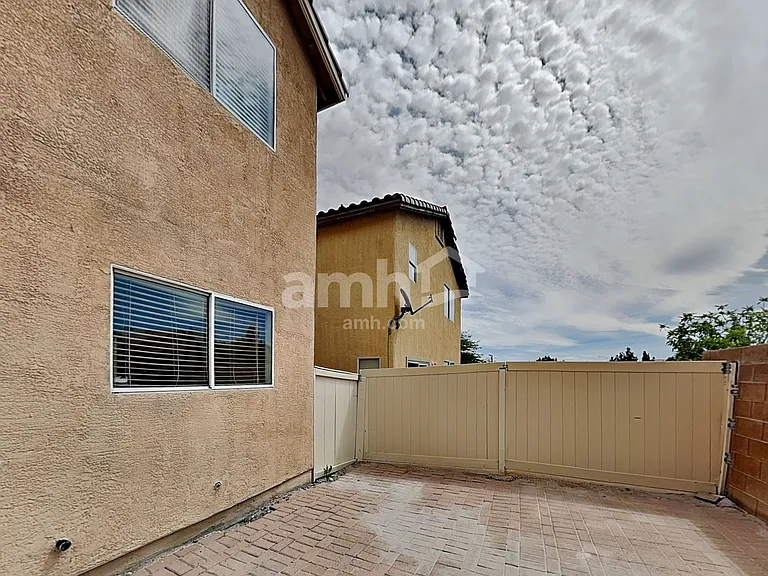6473 Karlsen Ct — Photo 21