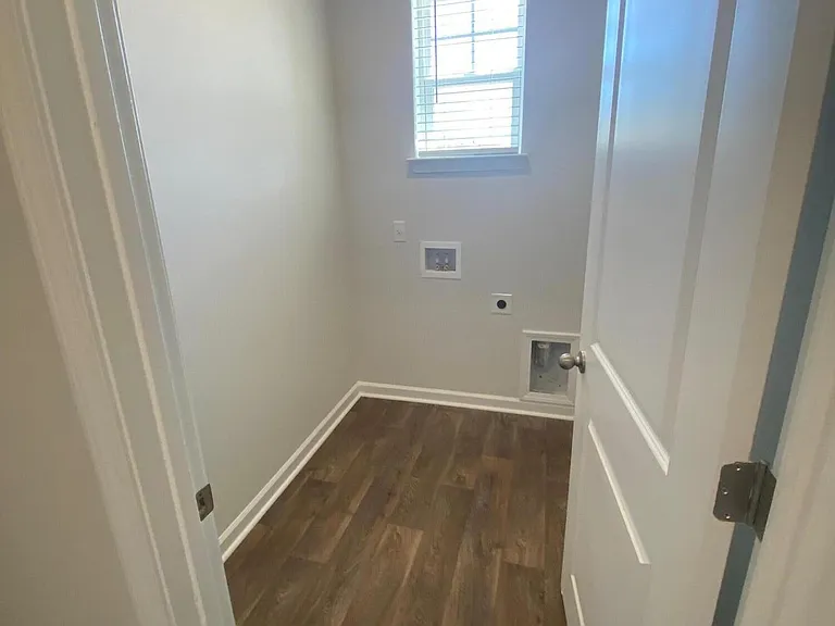 608 Ladywood Dr — Photo 13