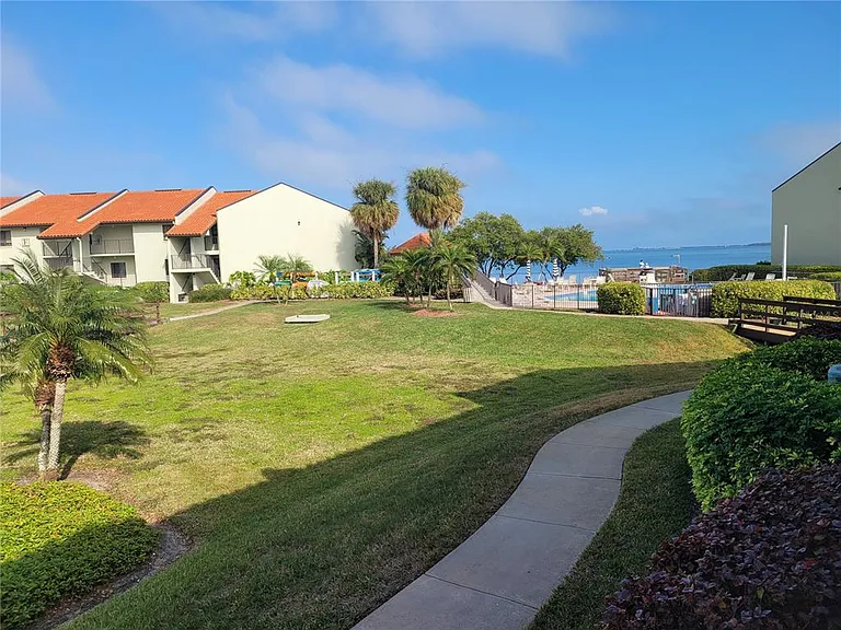 1515 Pinellas Bayway S #17 — Photo 1