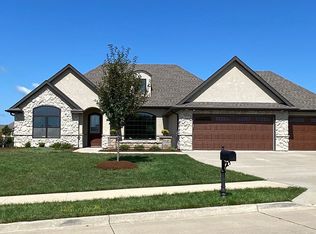 3105 Rivington Dr, Columbia, MO 65203