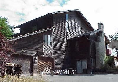 1st image of 10654 NE Manor