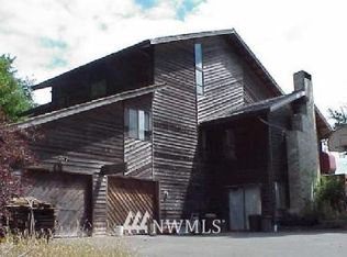 10654 NE Manor Ln, Bainbridge Island, WA 98110