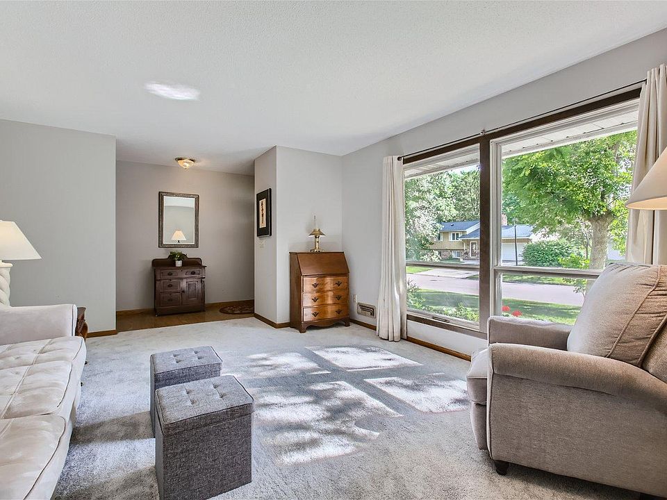 10430 Valley Forge Ln N, Maple Grove, MN 55369 | Zillow