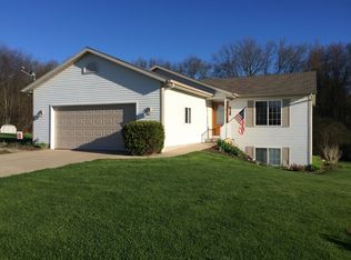 4183 Tradewind Dr NE, Rockford, MI 49341