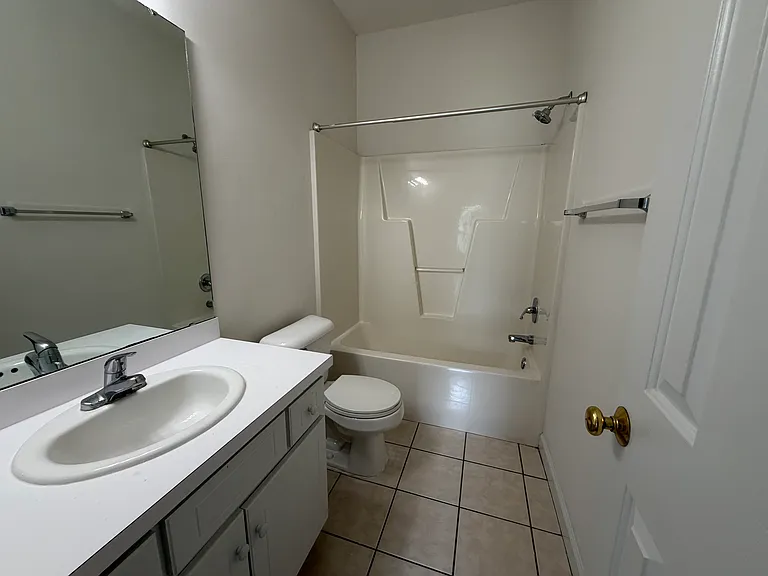 3407 Wetherly Dr N #A — Photo 10