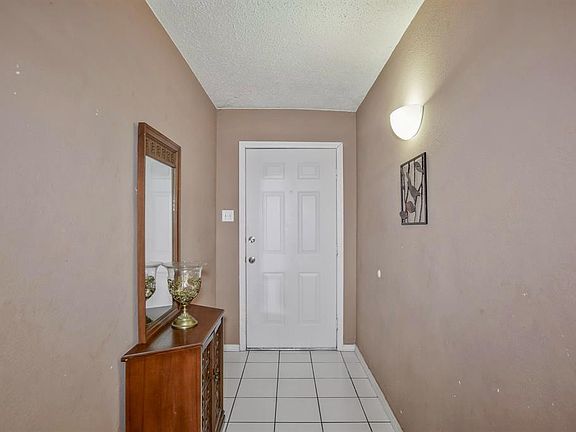 5th image of 24311 Broken Bow Ln